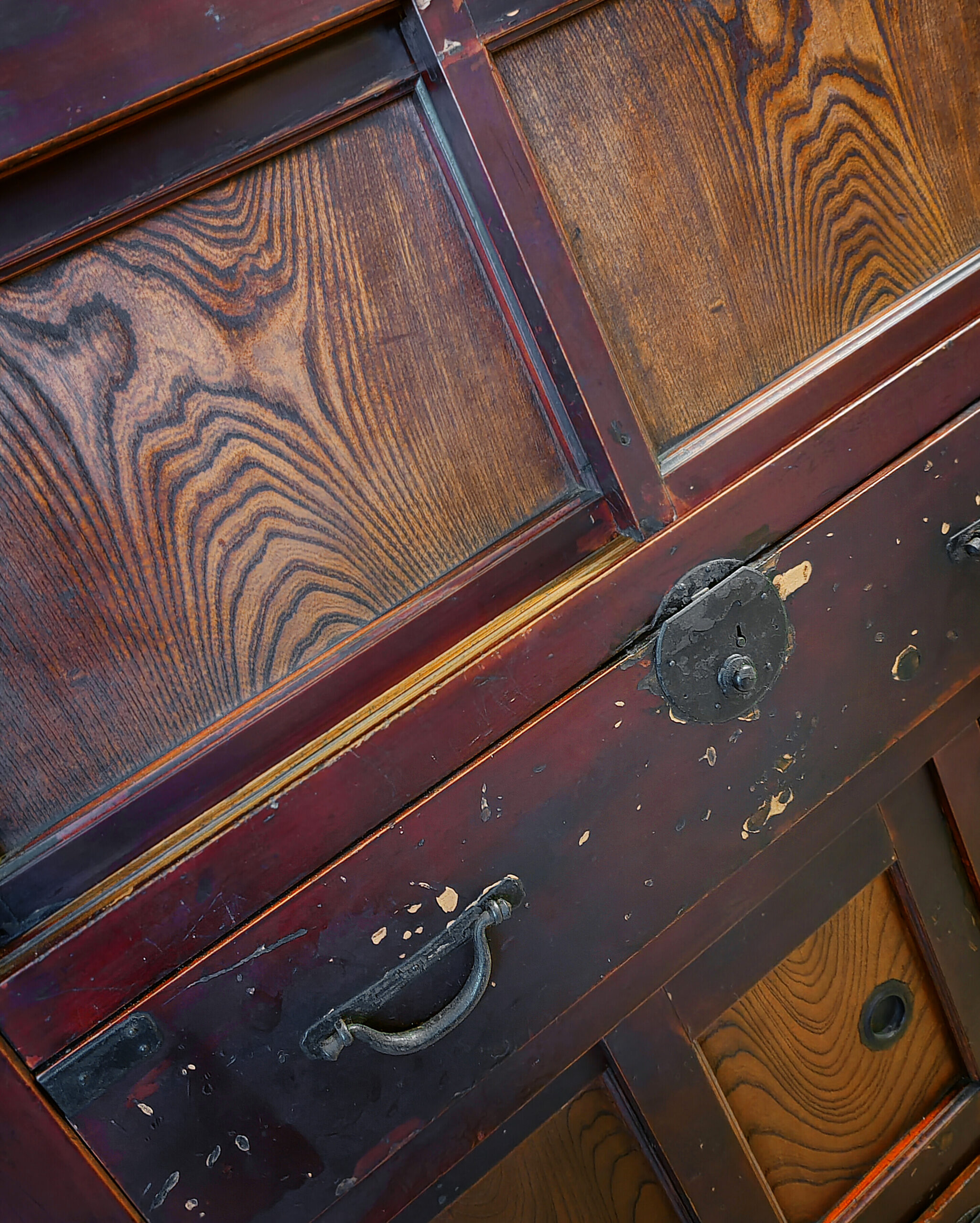 tansu tansu